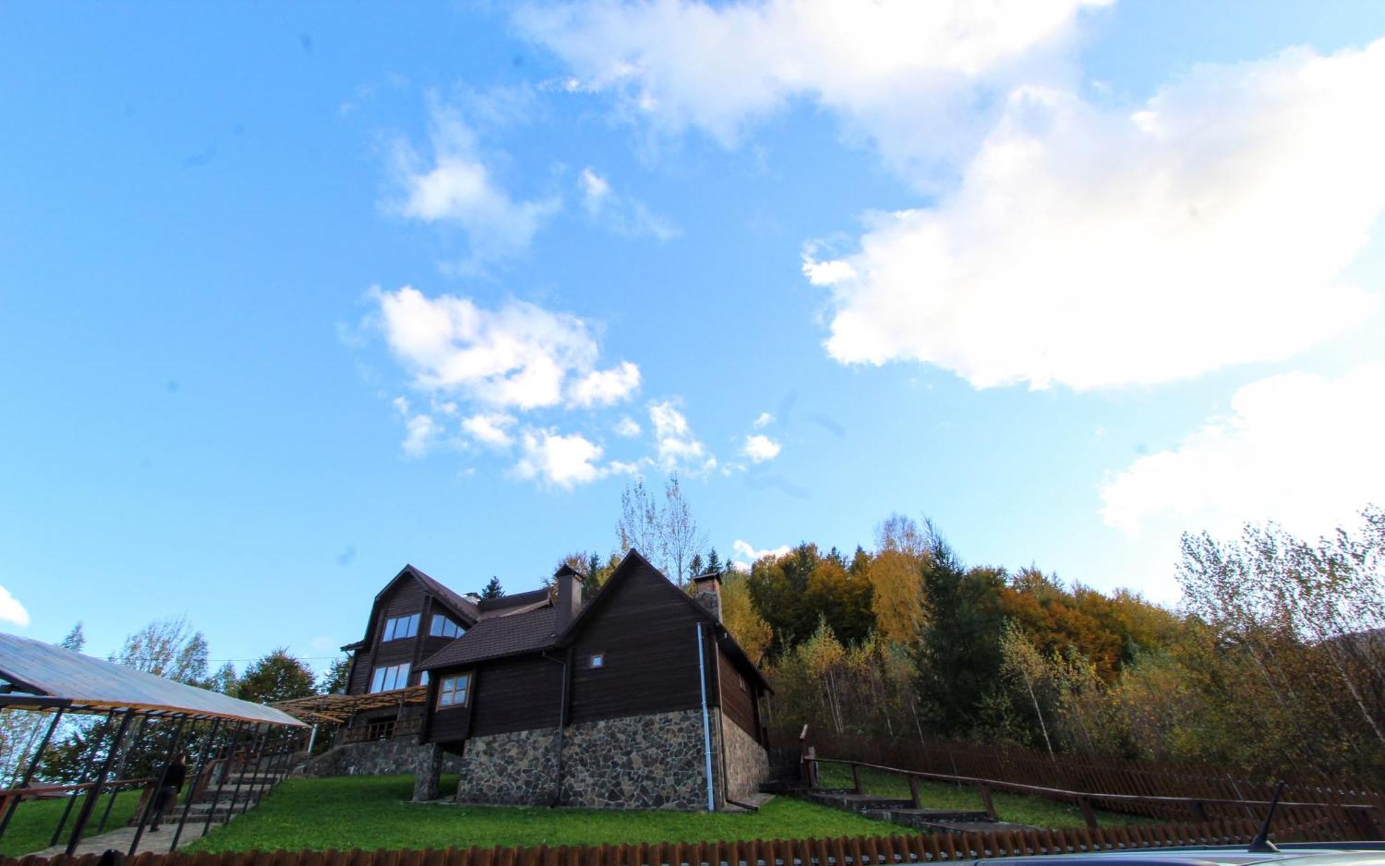 Mountain Cottage Yaremche Exterior photo